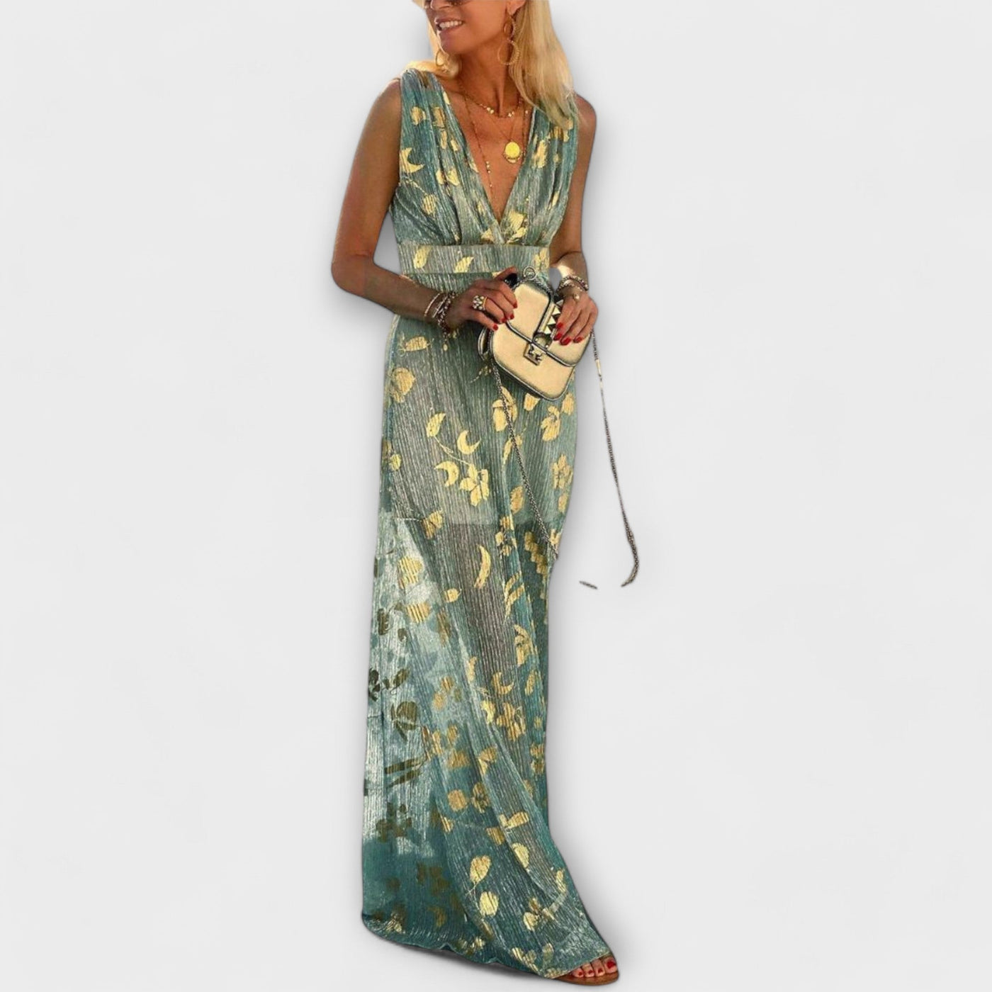 Sukienka z dekoltem w serek z cekinami