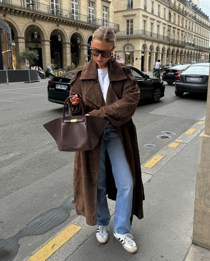 Arlyssia | Aksamitny Trencz