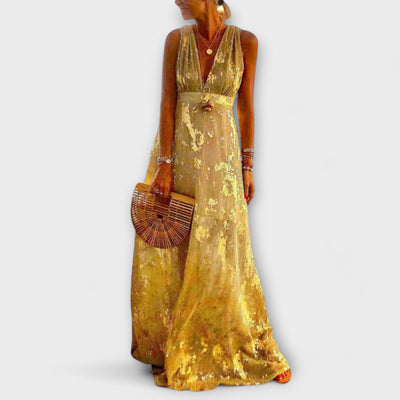 Sukienka z dekoltem w serek z cekinami