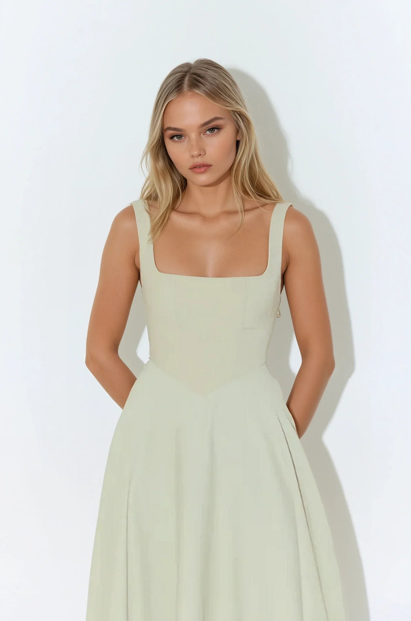 Elegancka Sukienka Midi