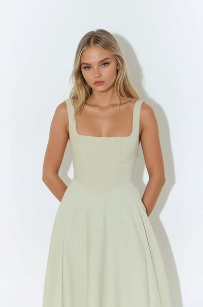 Elegancka Sukienka Midi