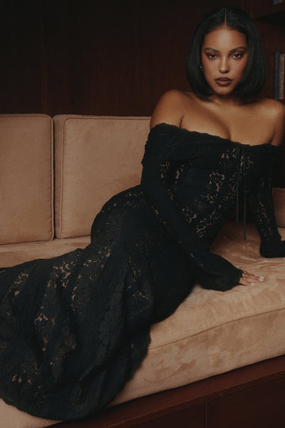 Sukienka Koronkowa Bez Ramiączek