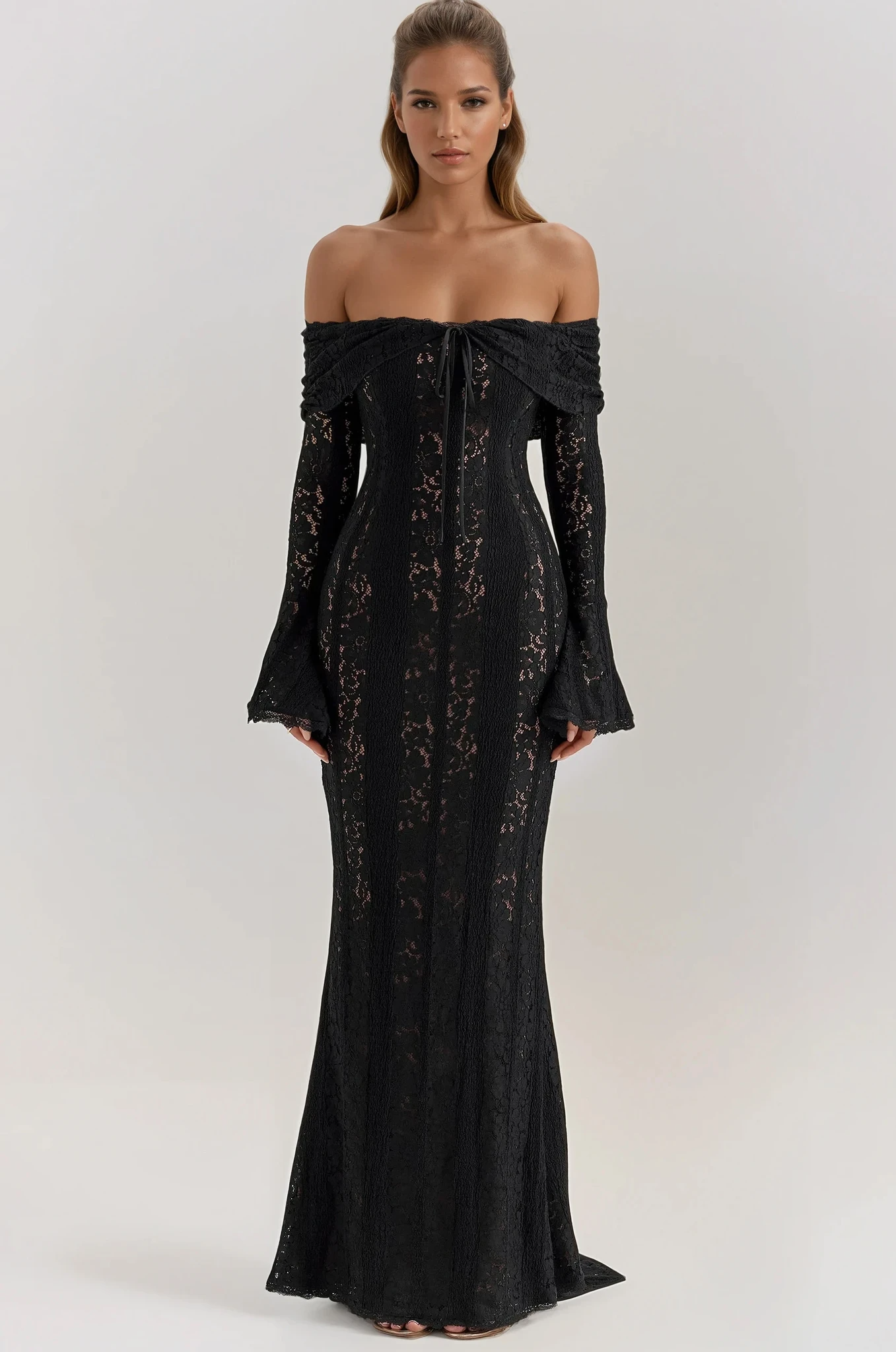 Sukienka Koronkowa Bez Ramiączek