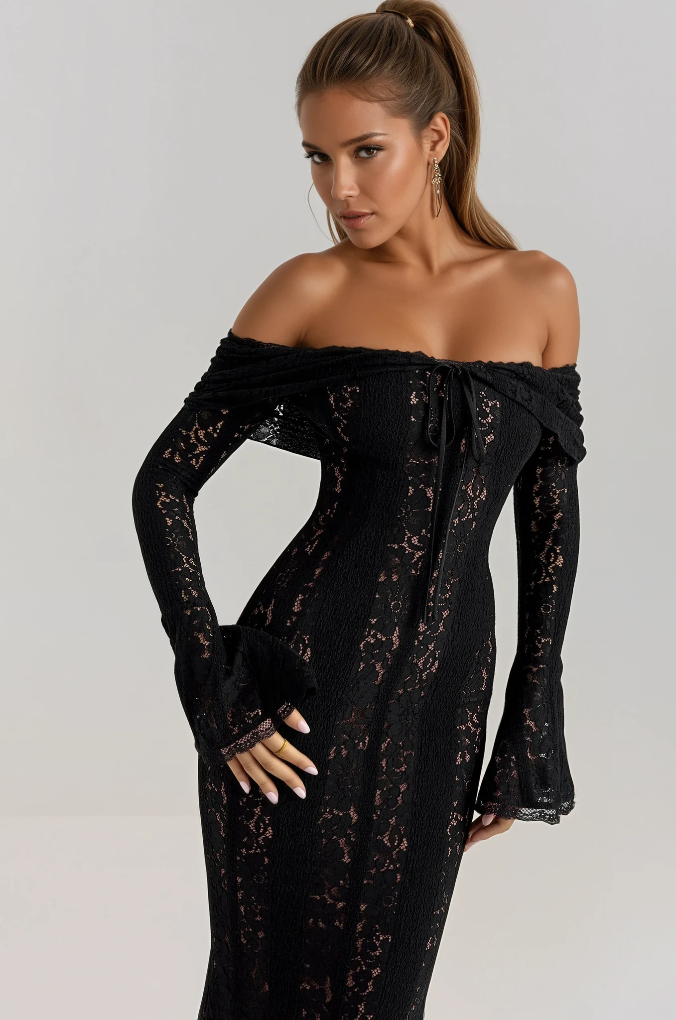 Sukienka Koronkowa Bez Ramiączek